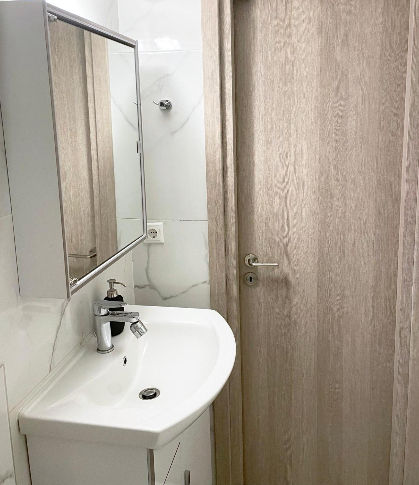 Apartment In The Center Of Atene Esterno foto